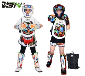 GĂNG BOXING TRẺ EM BN 3.0 SIZE 6OZ