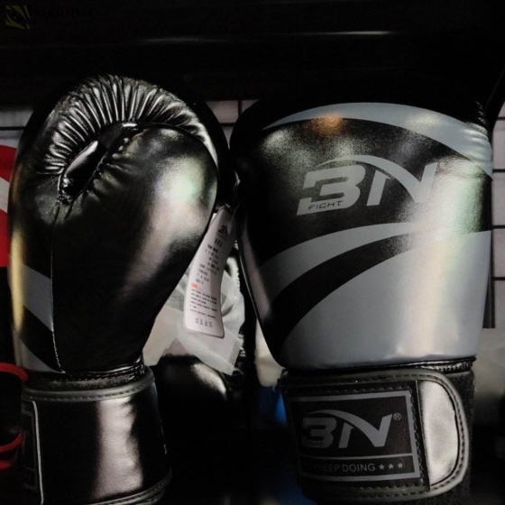 Găng Tay Boxing BN - Đen / Xám